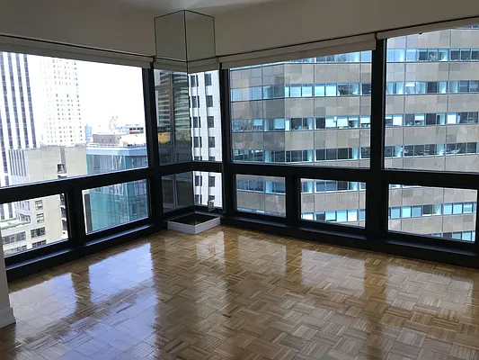 Rented by NY NY Condo, Inc | media 22