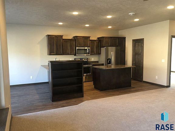 5th image of 5407 S Mumford Ave