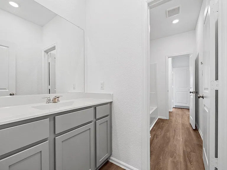 5010 Lavaridge Dr — Photo 21