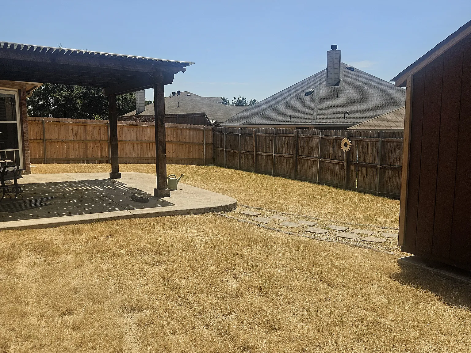4 bed, 1790 sqft, $2,400 — Photo 3