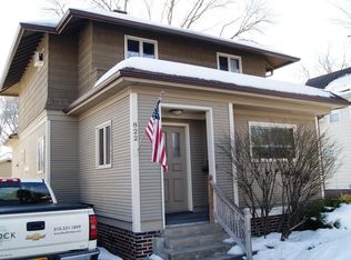 822 Grand Ave, Ames, IA 50010