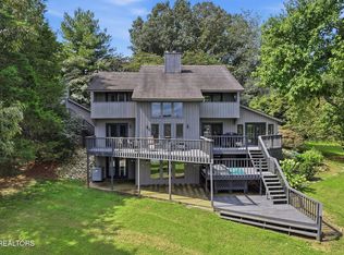2092 Lakewood Dr, Loudon, TN 37774