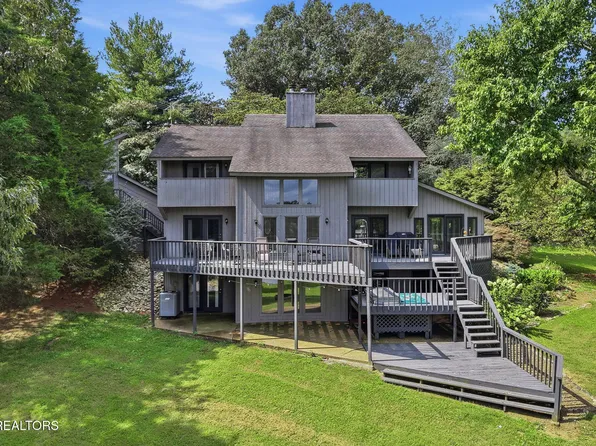 2092 Lakewood Dr, Loudon, TN 37774