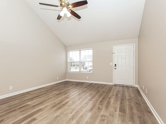 5th image of 1514 Killarney Dr