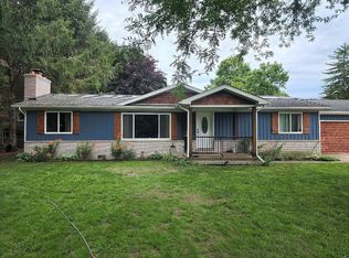 7376 Lakeshore Rd, Lexington, MI 48450