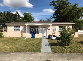 20421 NW 23rd Ct, Miami Gardens, FL 33056