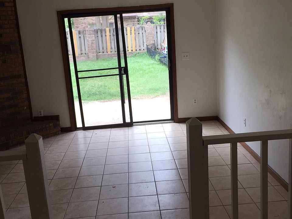 1st image of 2332 Merrigan Pl #2332