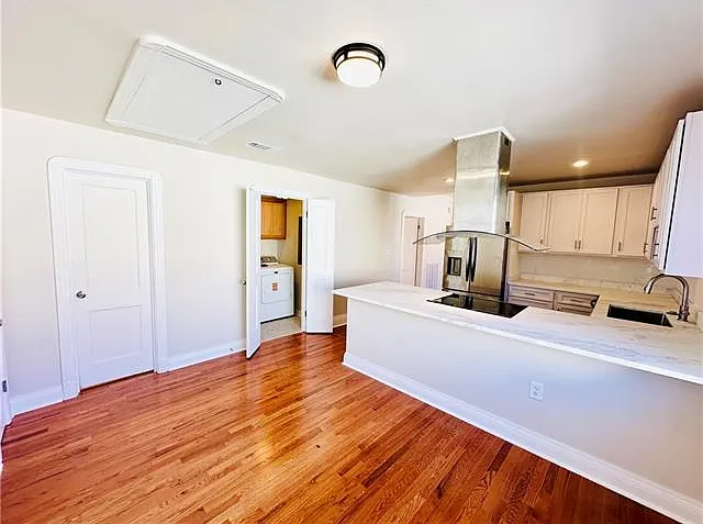 914 N Broad St — Photo 14