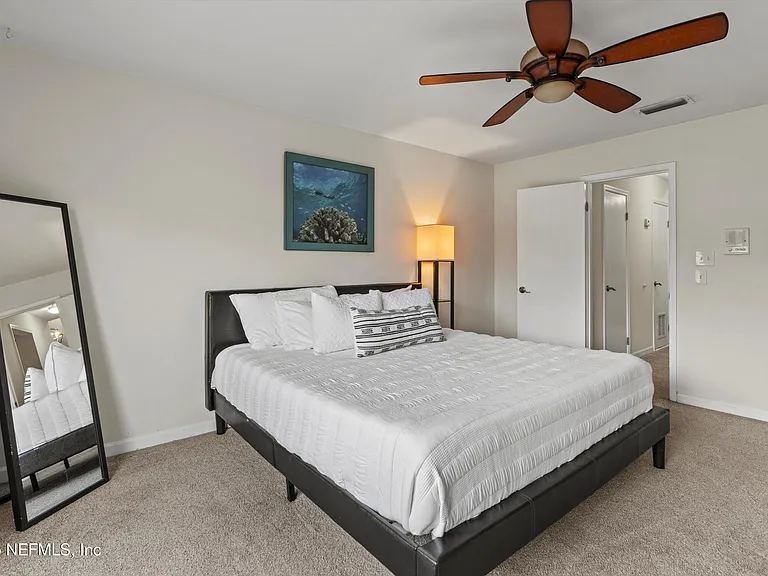 2219 Gorden Ave — Photo 18
