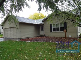 7065 Boyd Ave, Eden Prairie, MN 55346