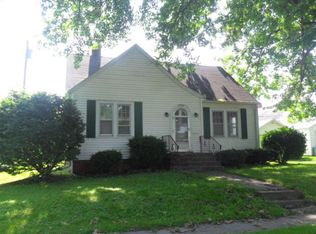 2020 Madison Ave, Burlington, IA 52601