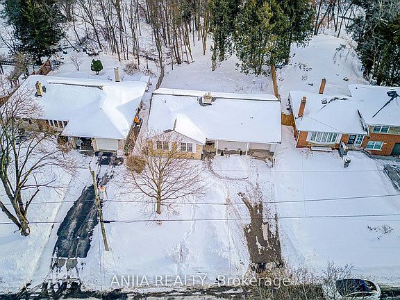 5th image of 11 Drakefield Rd