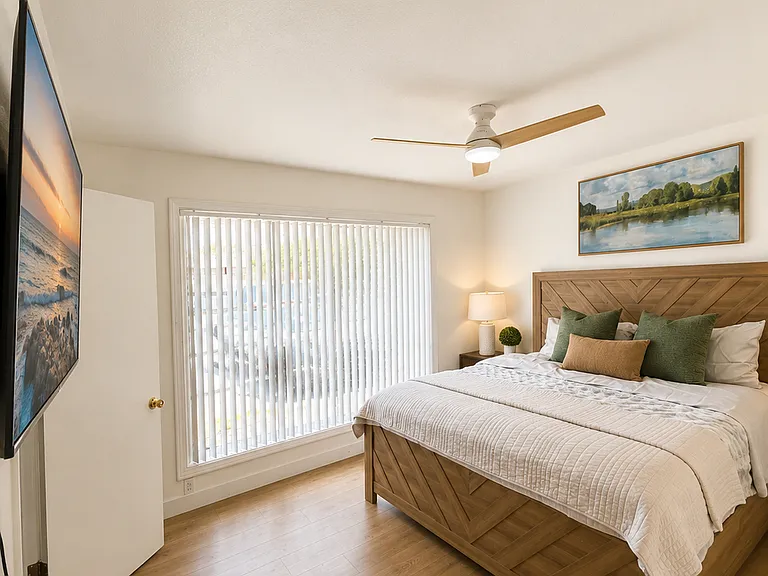 17575 Santa Paula Cir — Photo 15