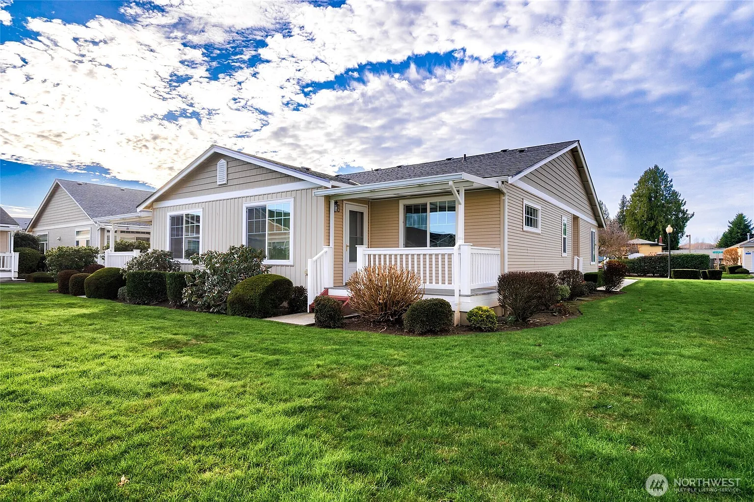 1202 Decatur Circle #20B photo 1