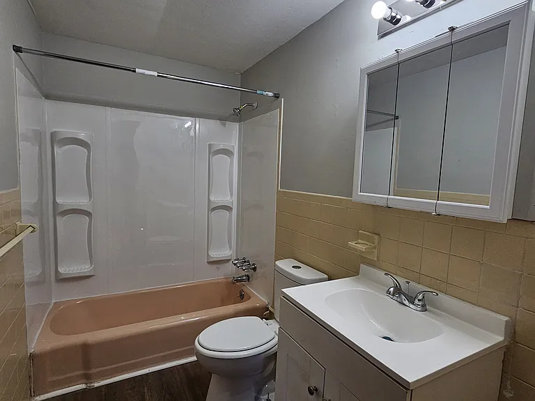 66 Clinton Ave #B — Photo 3