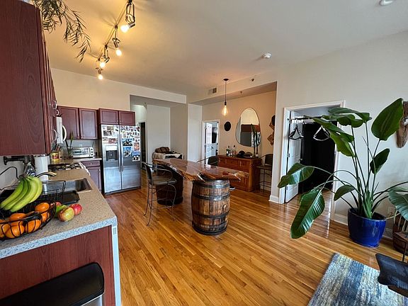 5th image of 353 Grove St APT 4A