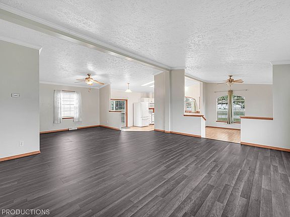 3rd image of 25609 S Firestone Dr