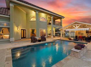 443 Rosewood Dr, La Vernia, TX 78121