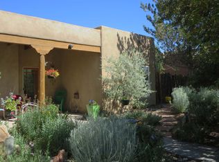 314 S Trapper Rd, Taos, NM 87571