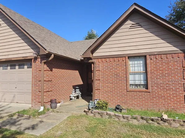 164 Nancye Reeder Dr, Munford, TN 38058