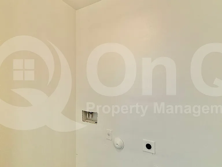 1081 W Palo Verde Ave — Photo 18