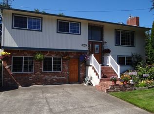 579 Regents Pl, Reedsport, OR 97467