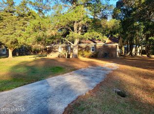 557 Circle Dr, Greenville, NC 27858
