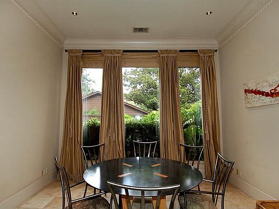 5th image of 573 W Dana Ln