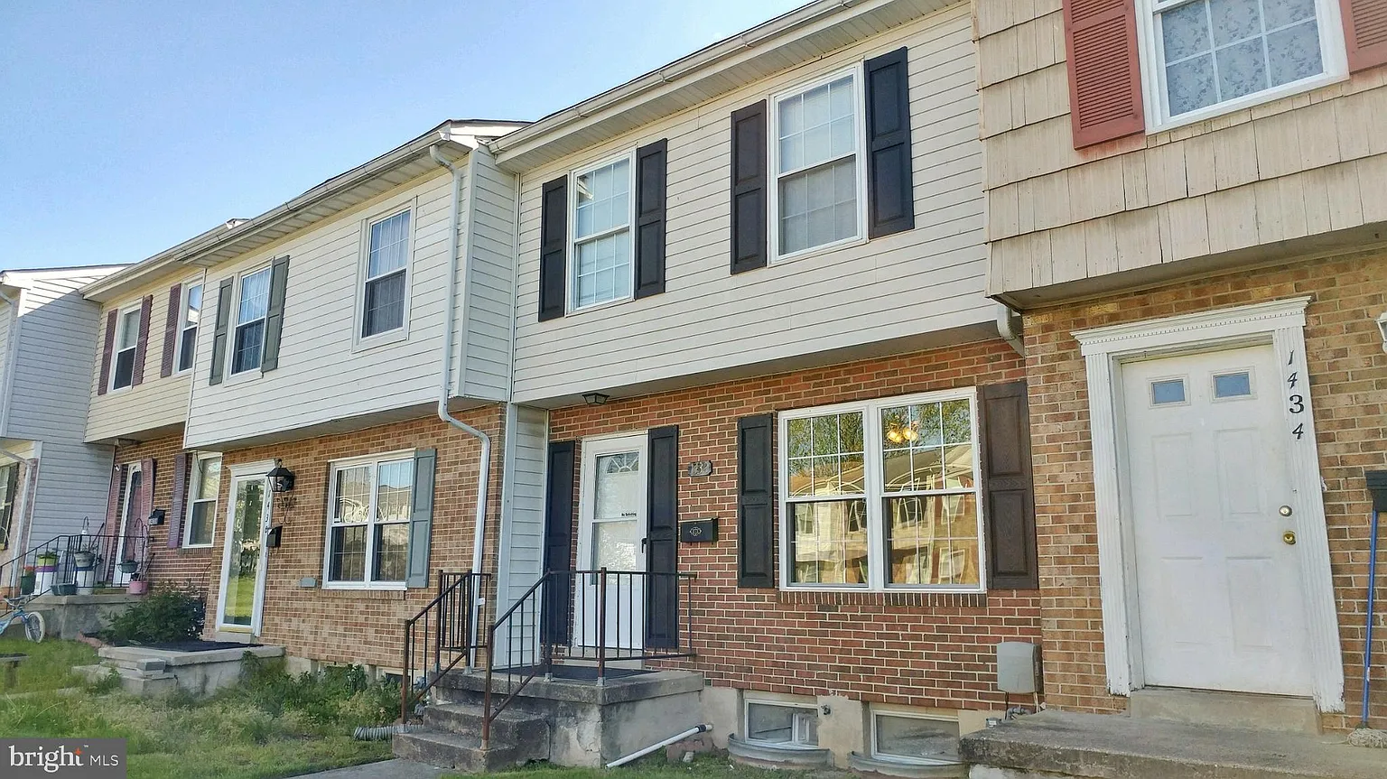 1432 Harford Square Dr photo 1