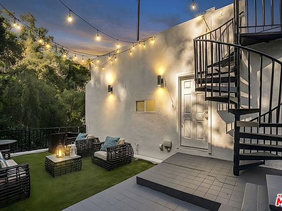 4th image of 4112 Vanetta Pl