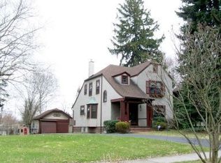 70 Fairhaven Rd, Rochester, NY 14610