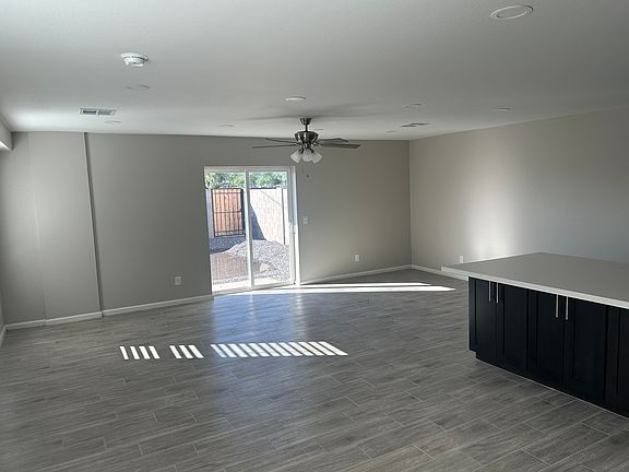 2nd image of 2431 E Pueblo Ave #B