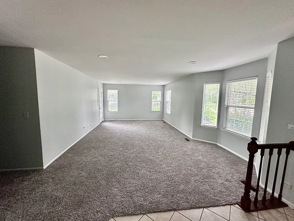1200 Churchill Ct