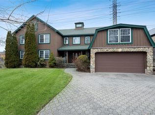1 Belmont Pl, Norwalk, CT 06853