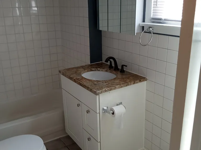 2222 S 15th St #1 — Photo 11
