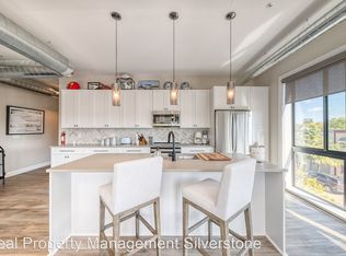 120 S Broadway St #9354531, Lake Orion, MI 48362