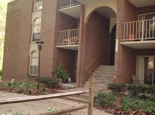 3358 Woodburn Rd APT T2, Annandale, VA 22003