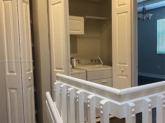 3rd image of 2261 NE 42nd Ave #2261