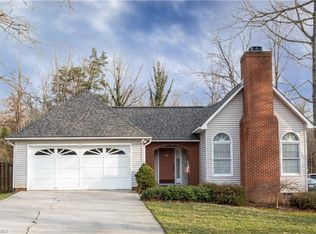 7017 Abington Ct, Kernersville, NC 27284