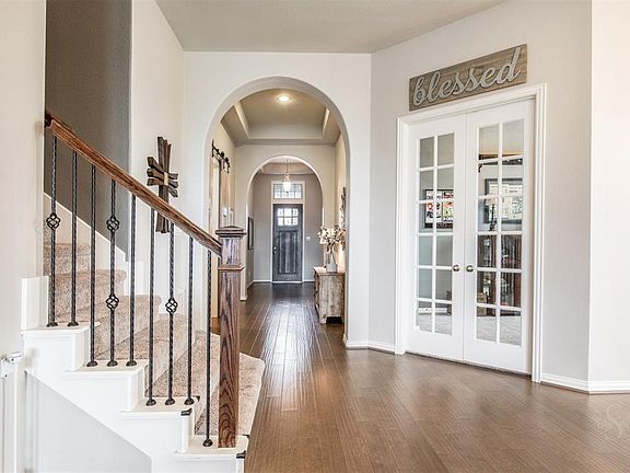 5th image of 27906 Castle Park Ln