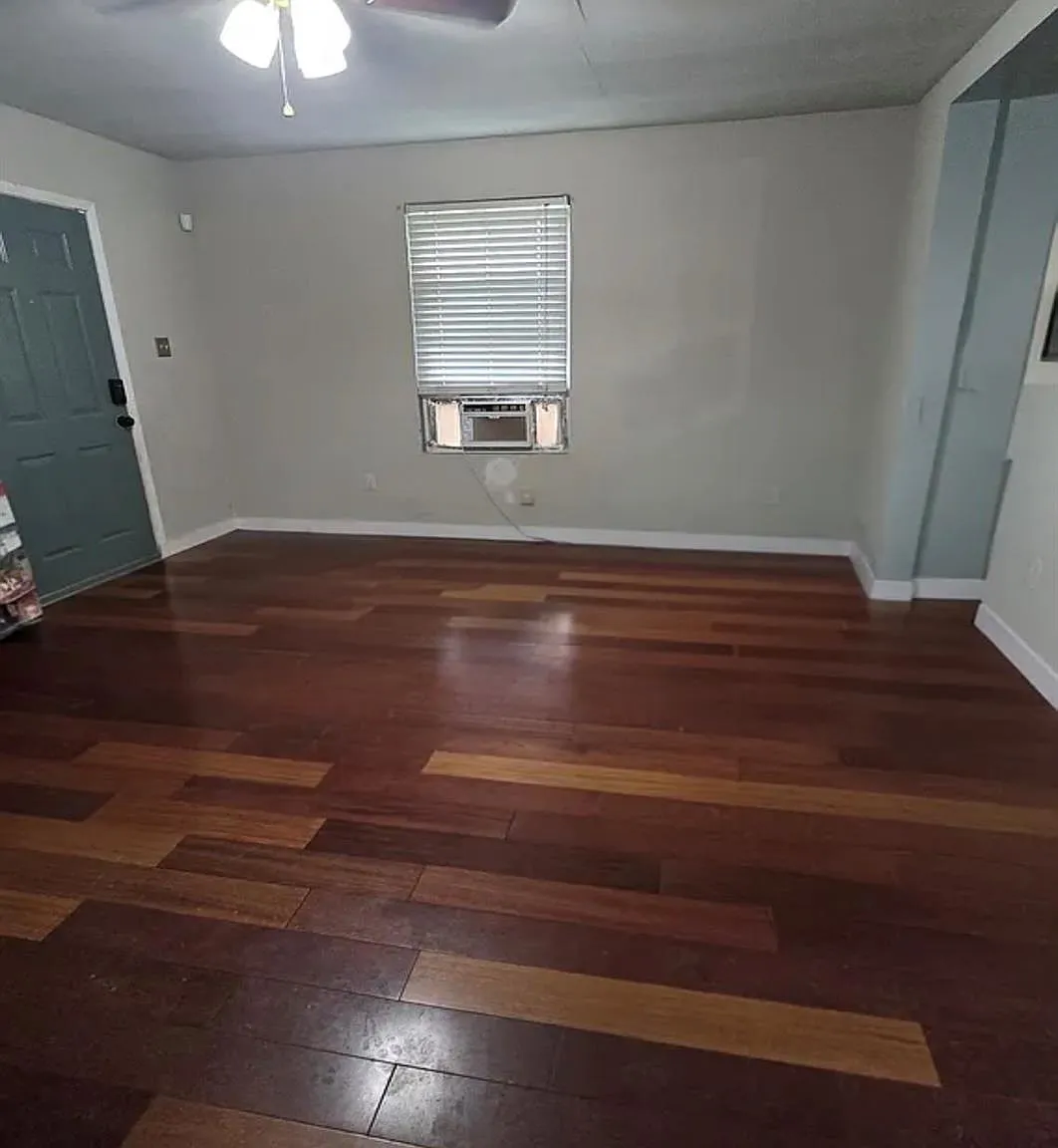 1 bed, 1.0 bath, 700 sqft, $1,050 — Photo 1