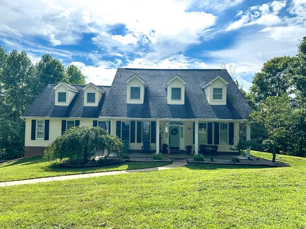 304 W Majestic Dr, Burnside, KY 42519