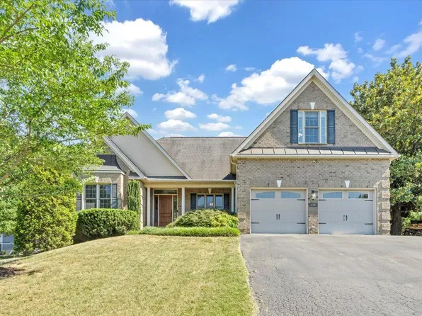 330 Homeplace Dr, Salem, VA 24153
