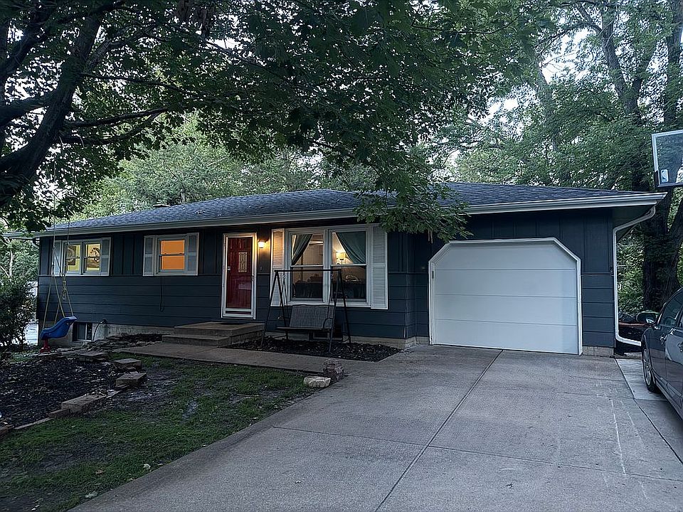 1st image of 3213 Highland Cir
