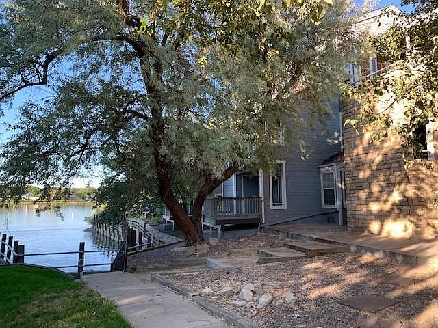 Path leading up to condo