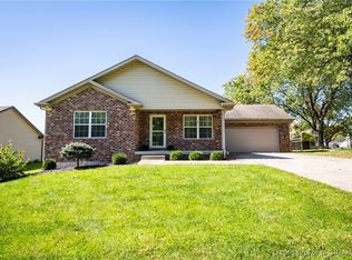 115 Yenowine Ln, Georgetown, IN 47122