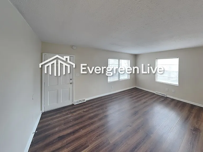 145 Sewanee Ave NW — Photo 3