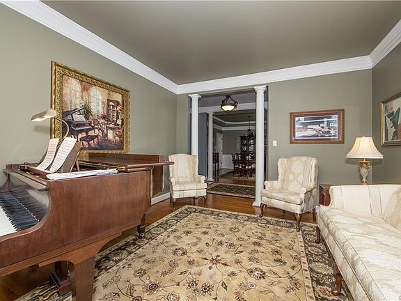 4th image of 2781 Windy Meadow Ln