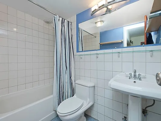 Sold by Sotheby's International Realty | media 12