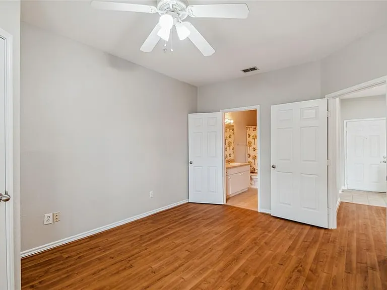 4307 Bayside Village Dr #104 — Photo 19